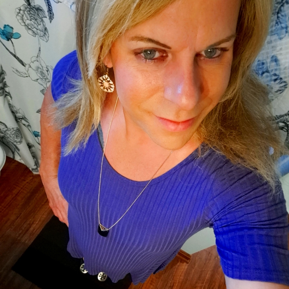 Meet your Posher, Gwen